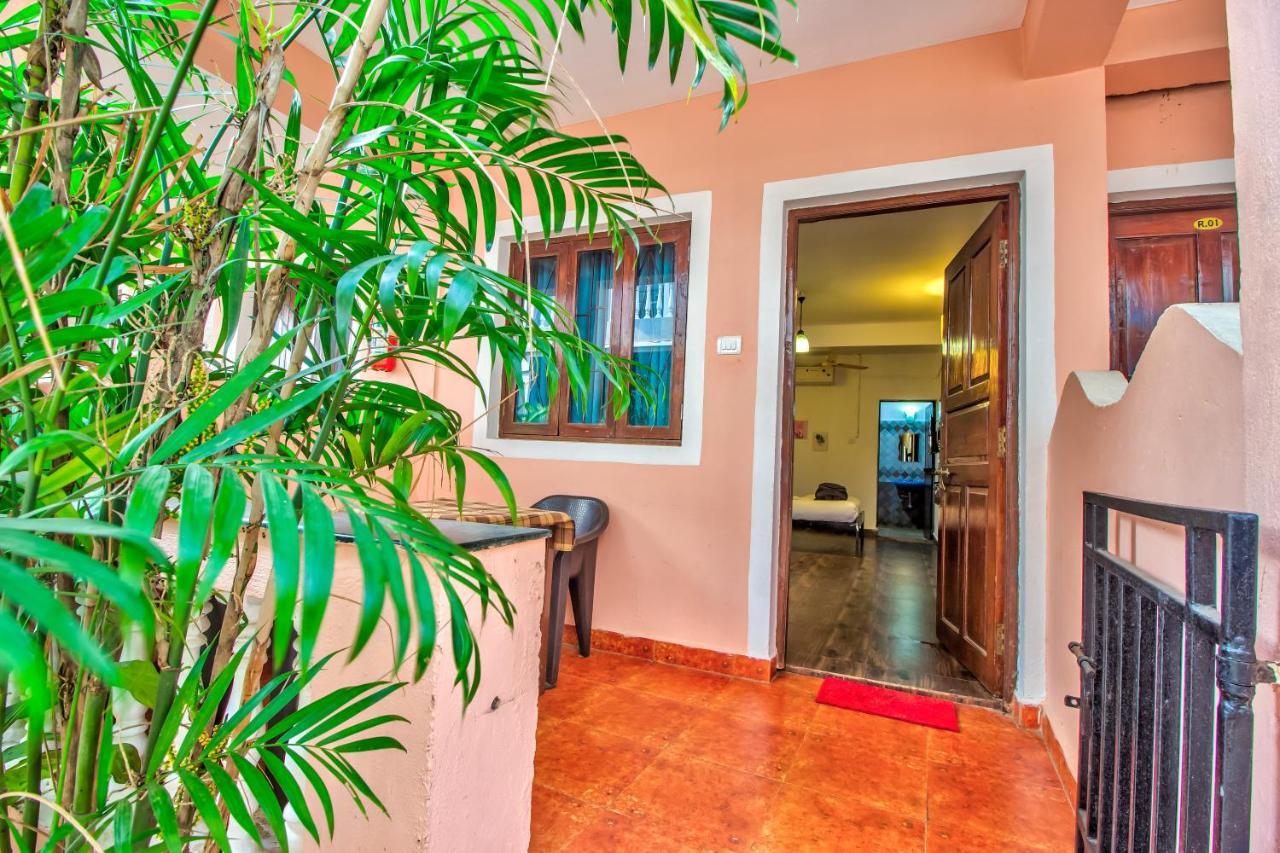 Stanleys Guest House Baga Ngoại thất bức ảnh