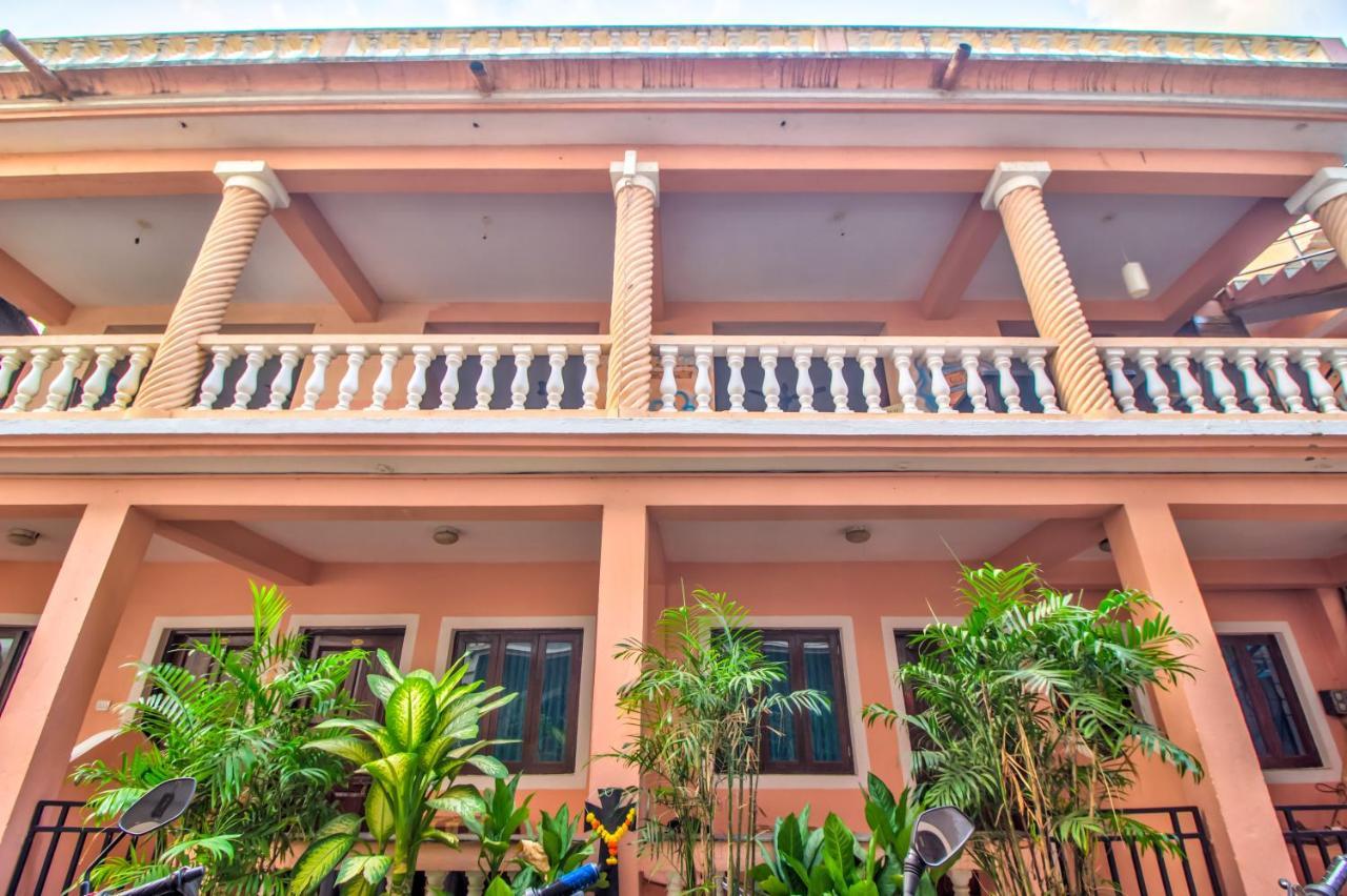Stanleys Guest House Baga Ngoại thất bức ảnh