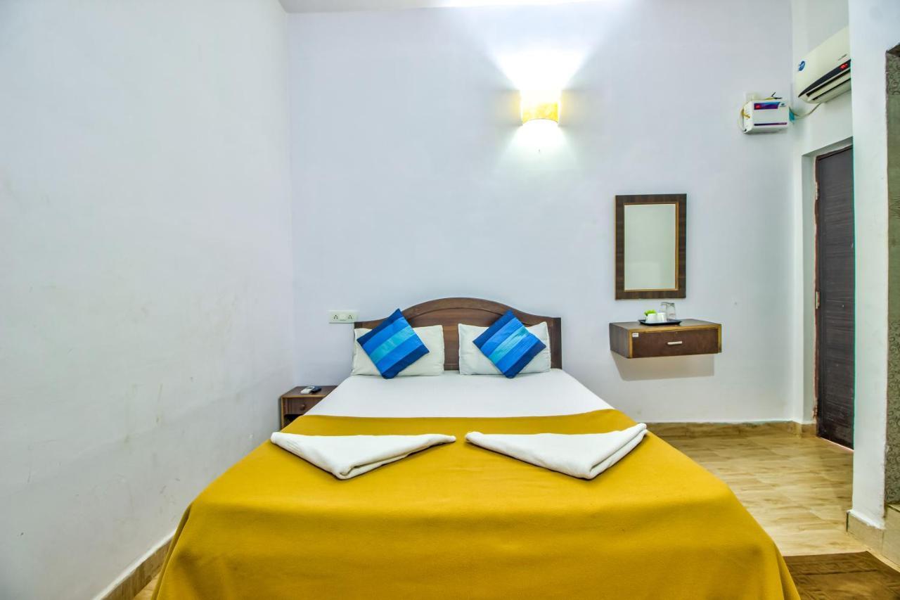 Stanleys Guest House Baga Ngoại thất bức ảnh