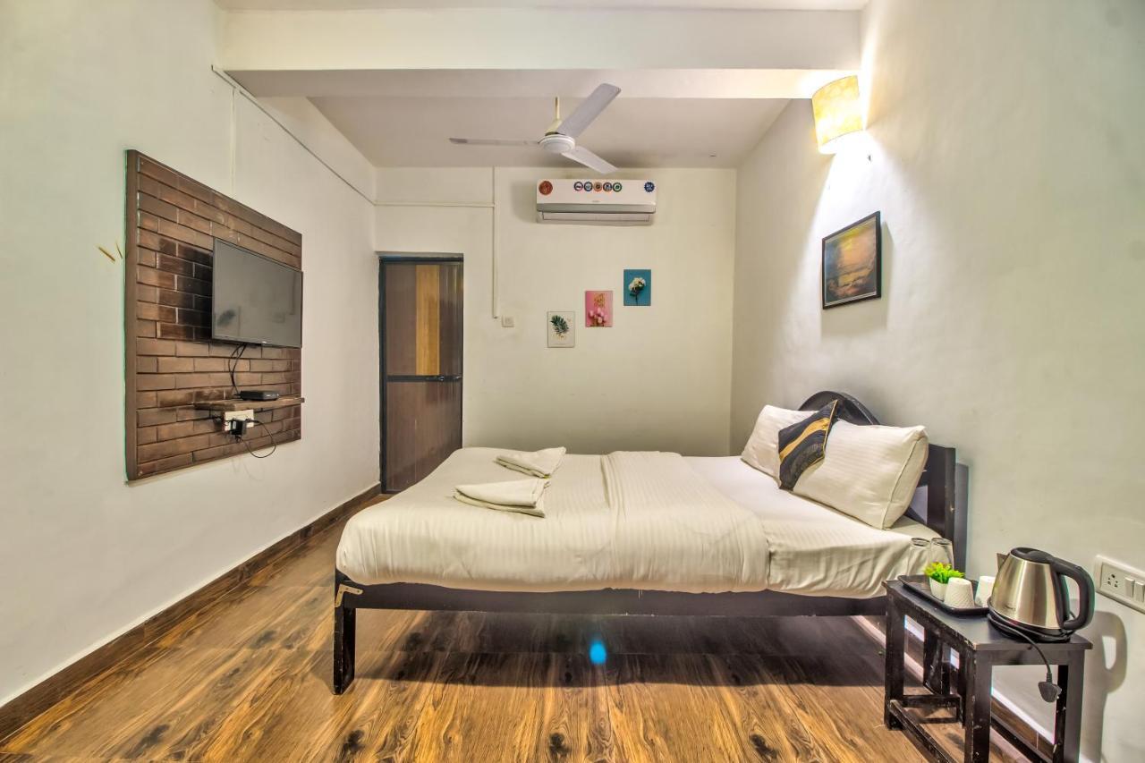 Stanleys Guest House Baga Ngoại thất bức ảnh