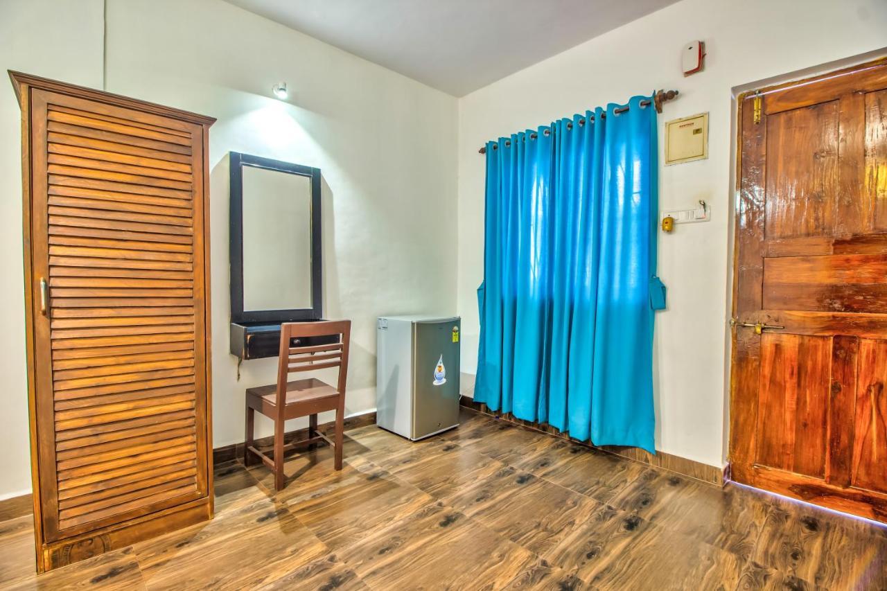Stanleys Guest House Baga Ngoại thất bức ảnh