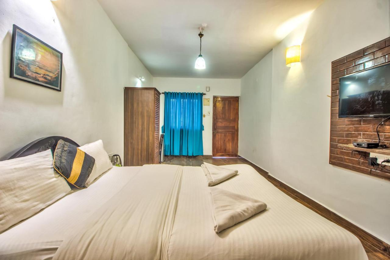 Stanleys Guest House Baga Ngoại thất bức ảnh