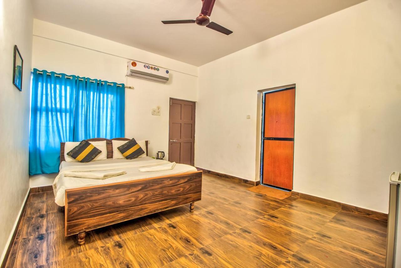 Stanleys Guest House Baga Ngoại thất bức ảnh