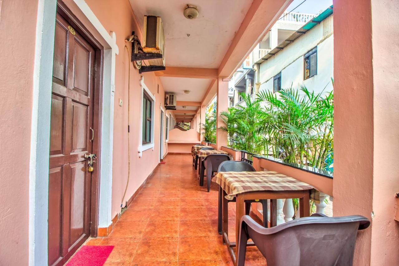 Stanleys Guest House Baga Ngoại thất bức ảnh