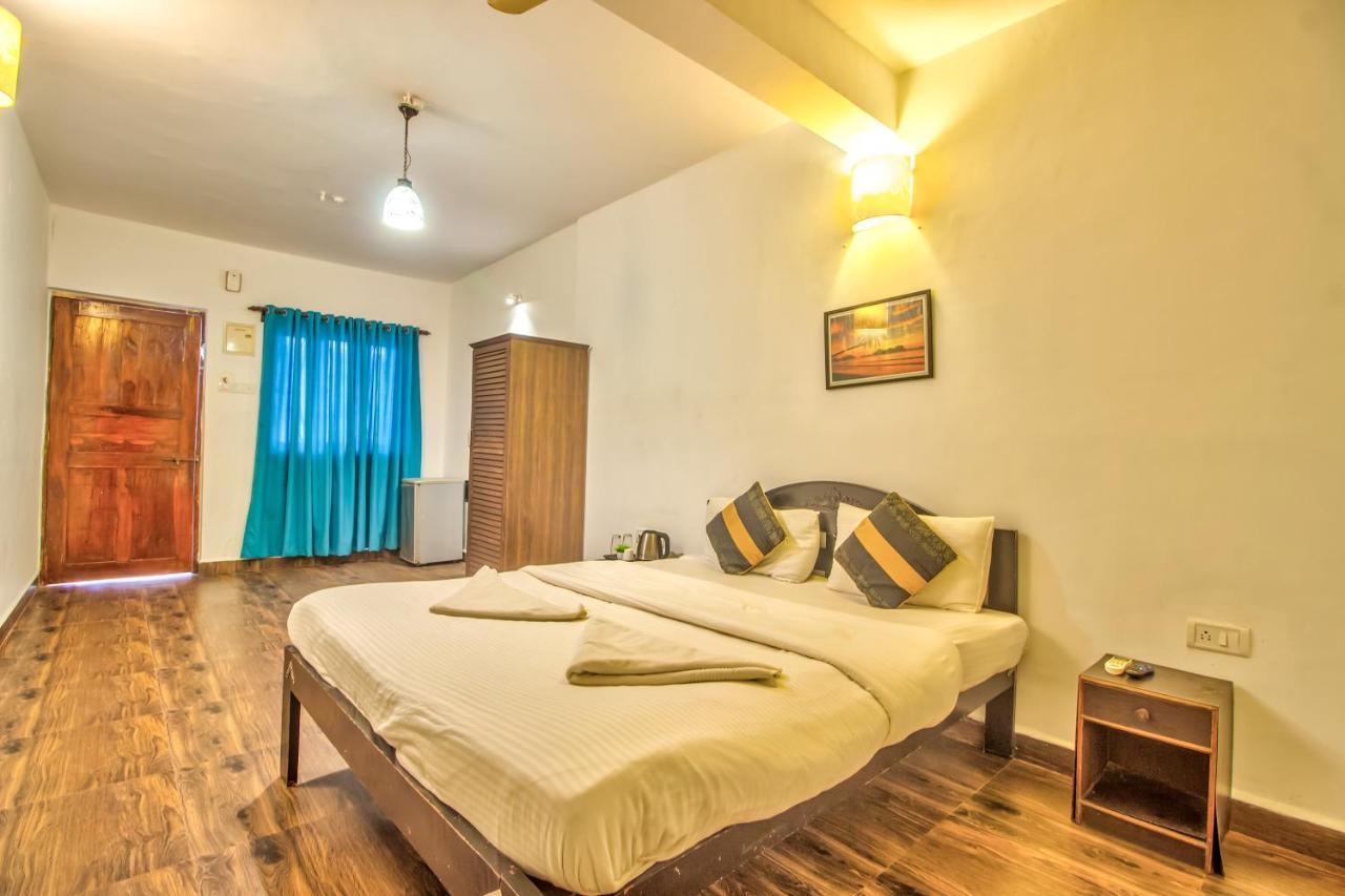 Stanleys Guest House Baga Ngoại thất bức ảnh