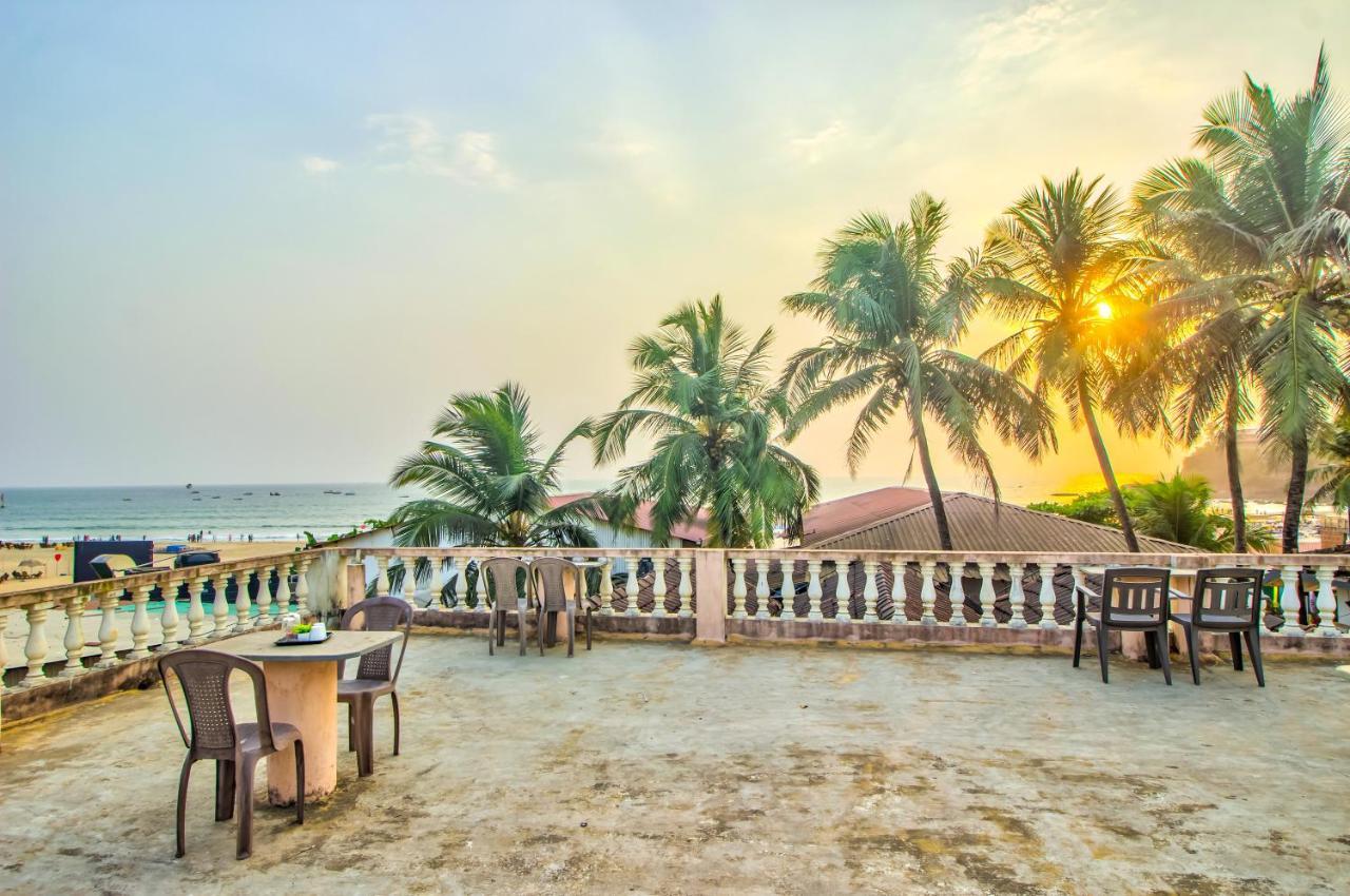 Stanleys Guest House Baga Ngoại thất bức ảnh