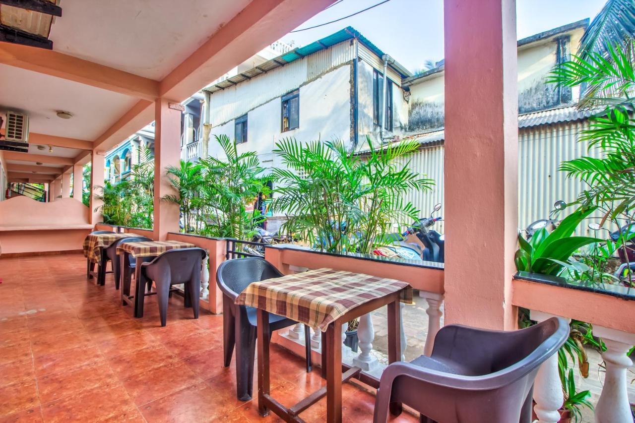 Stanleys Guest House Baga Ngoại thất bức ảnh
